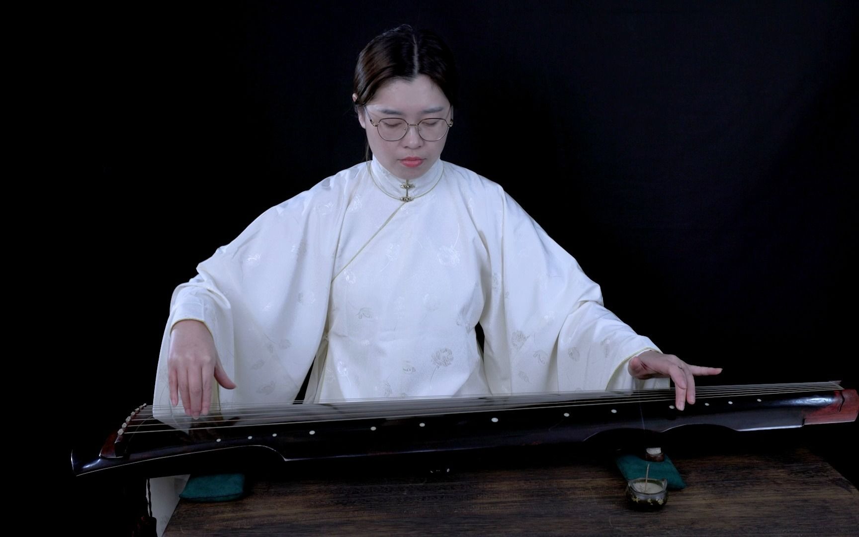 【古琴】 黄莺吟 演绎_哔哩哔哩 (゜-゜)つロ 干杯~-bilibili