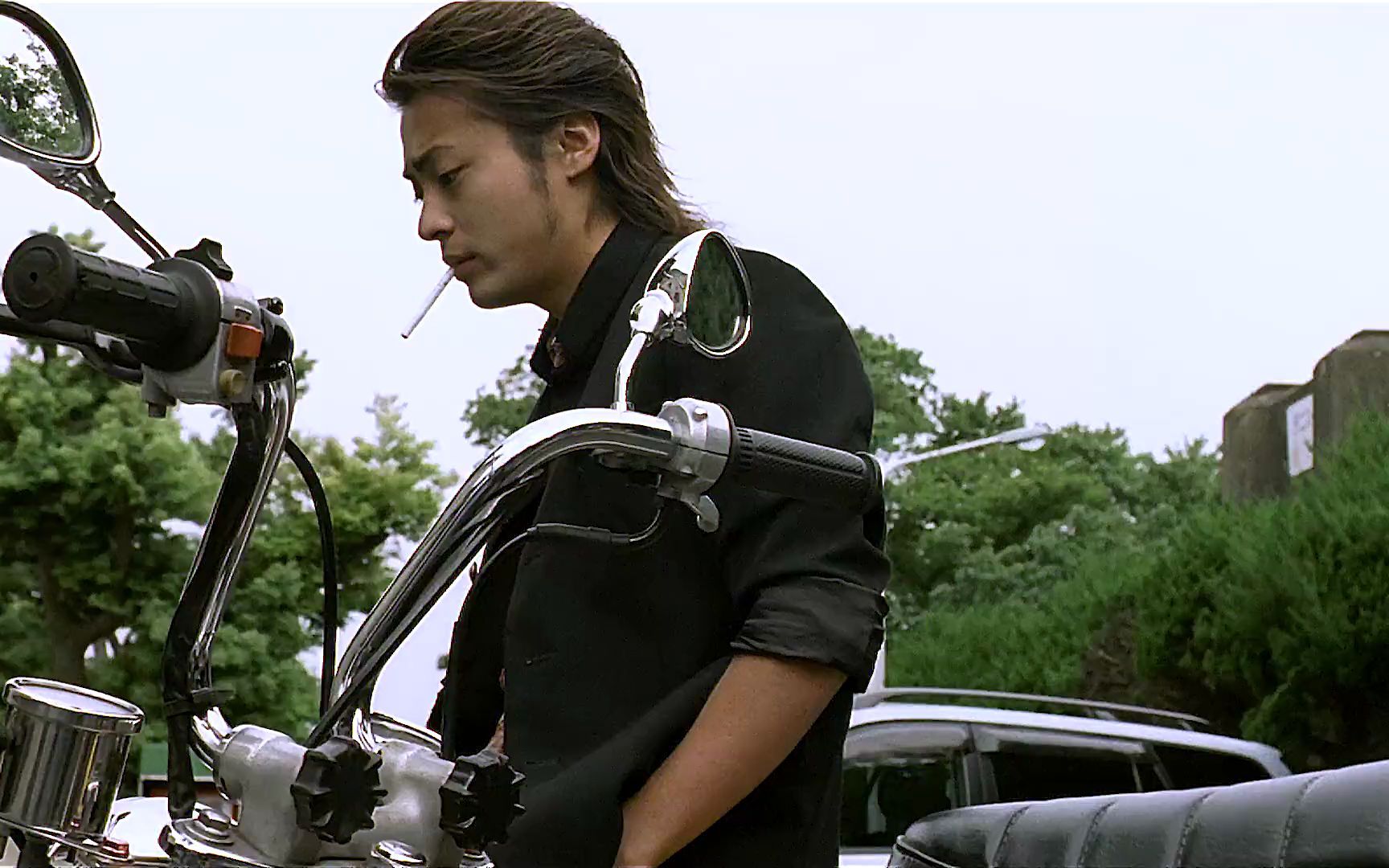 男的是不是觉得芹泽多么穷更帅一点