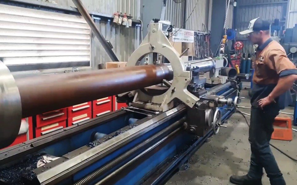 德国慕尼黑工业区工厂车间数控机床生产制造产线详细技术讲解if we