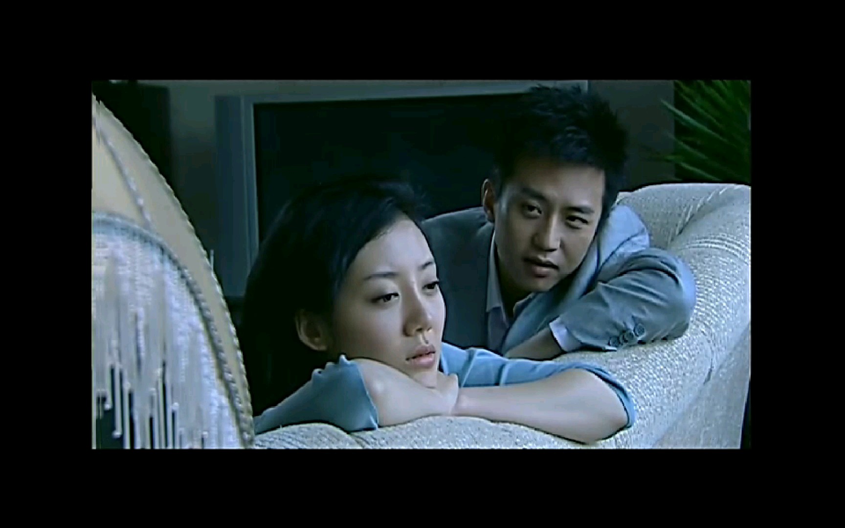 艰难爱情cut 郝良又利用雨馨的善良伤害了她 小天使开始怀疑人生,后面