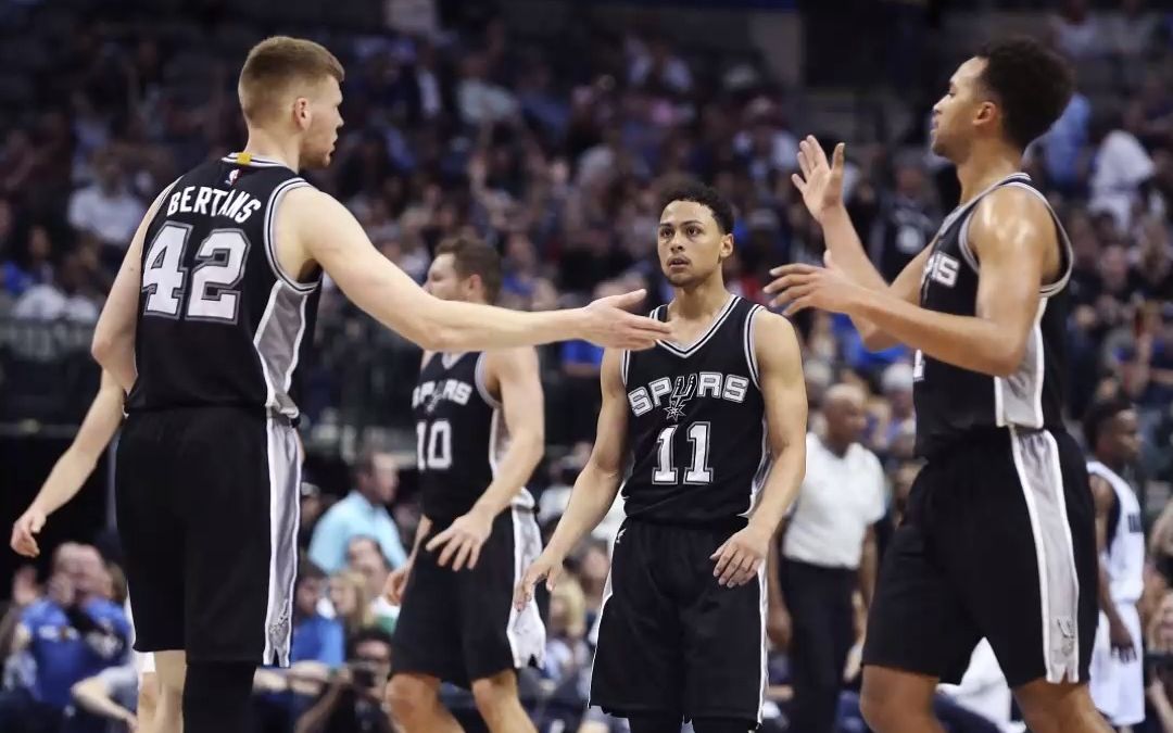 2023nba常规赛回放:独行侠vs马刺(中文全程)高清在线视频回放