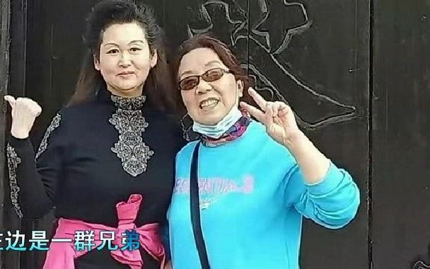 [图]别无所求 - 阿哲，如果某天我一无所有，身边还能剩下几个朋友