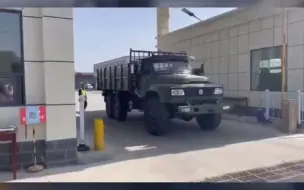 东风六驱尖头越野卡车-6x6沙漠越野载货车