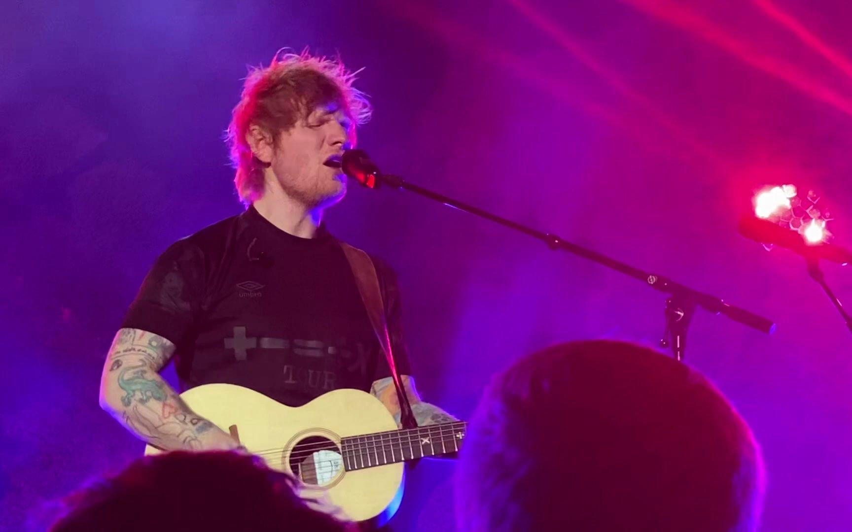 [图]Ed Sheeran黄老板表演未发行  End of Youth  live in Berlin