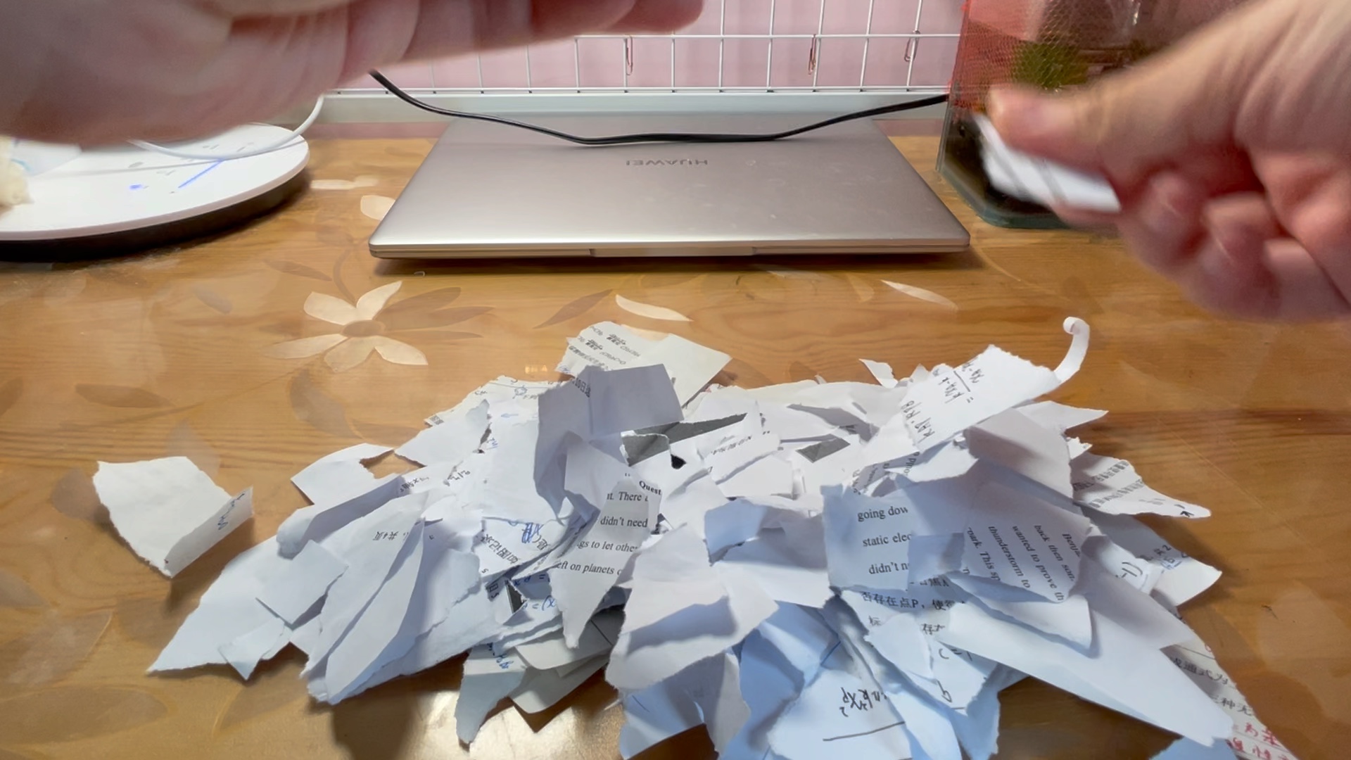 撕卷子解压|一个赞撕一张卷子