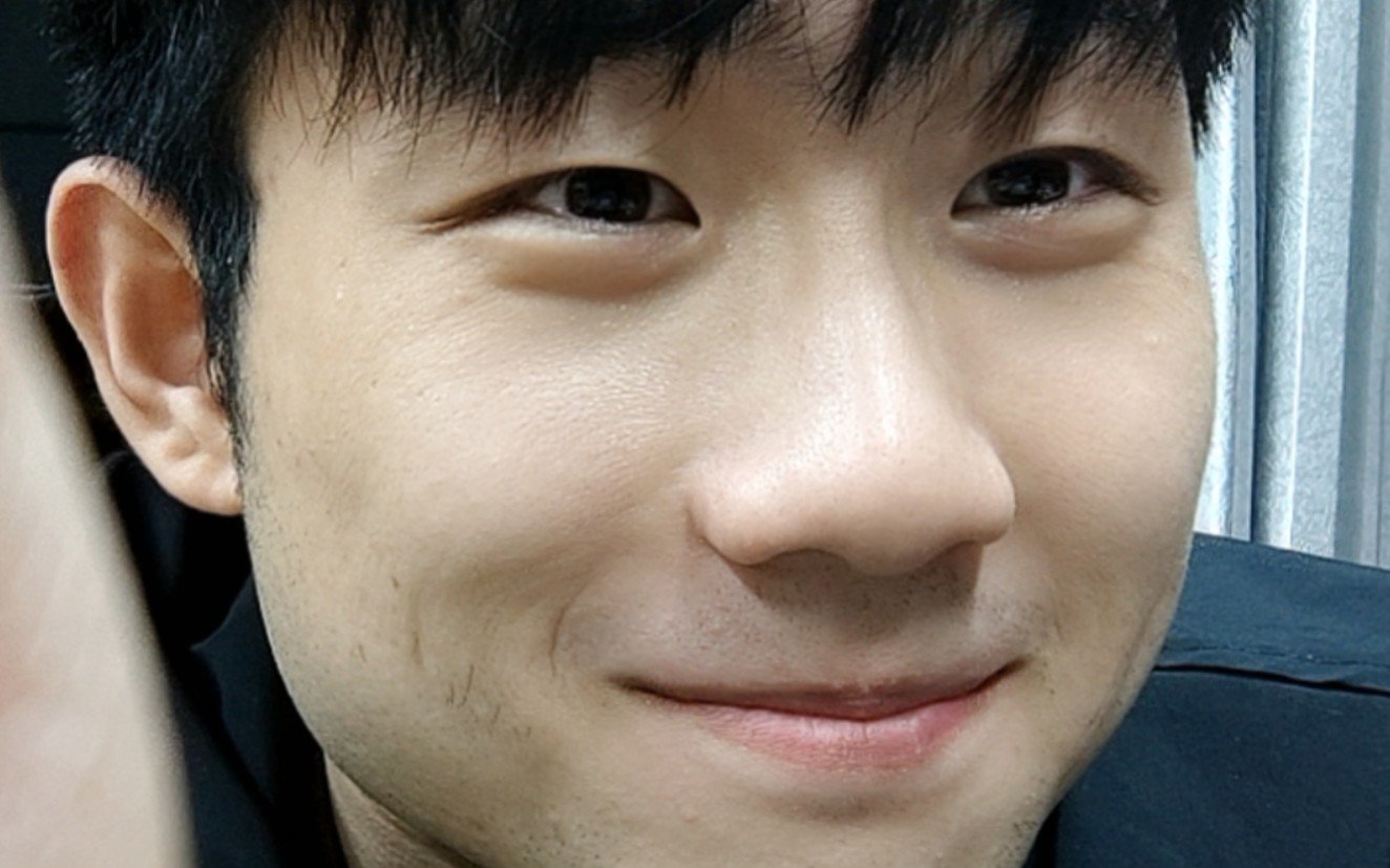 无剪辑——一个普普通通的大四男生,在下午三个小时的体育锻炼后,晚饭