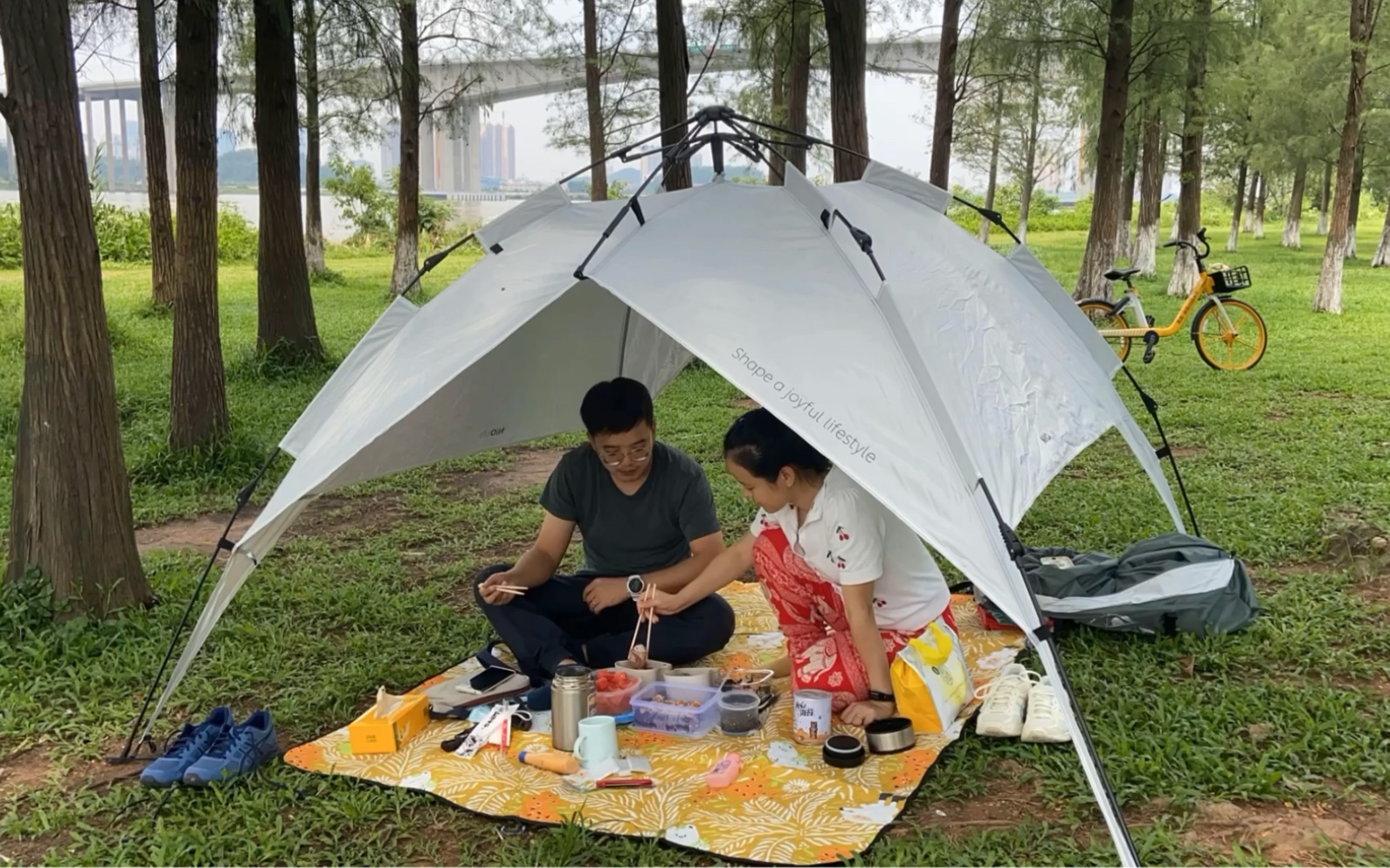 记第一次野餐,为自驾游预习搭帐篷