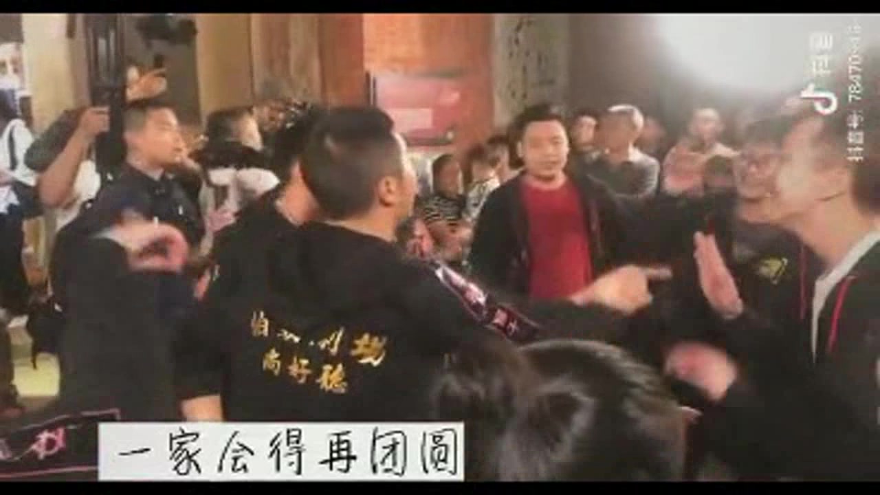 闽南梨园名曲《三千两金》中西乐器摇滚乐配奏,俊男靓女伴唱,声情并茂,百听不厌!哔哩哔哩bilibili