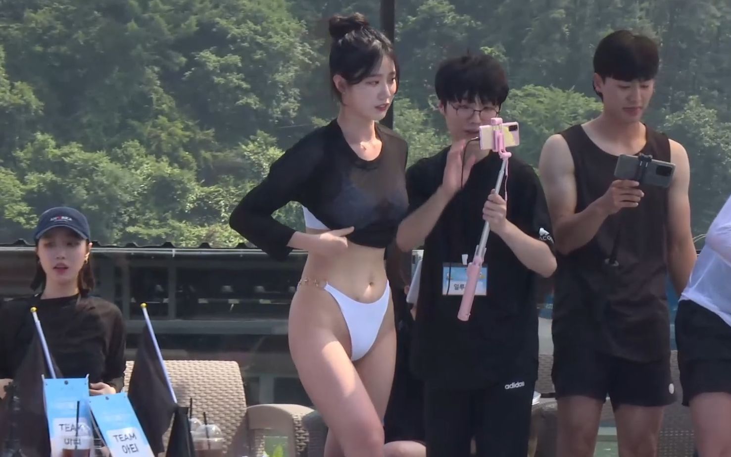[图]韩国泳池派对，水上综艺完整剪辑版，全是重点，这才叫综艺嘛