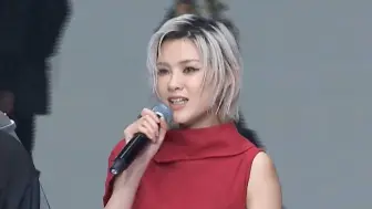 Download Video: 【陈蕾】香港青年時裝設計家創作表演賽 2024 cut  「伸缩自如的爱」+「五瓣玫瑰」