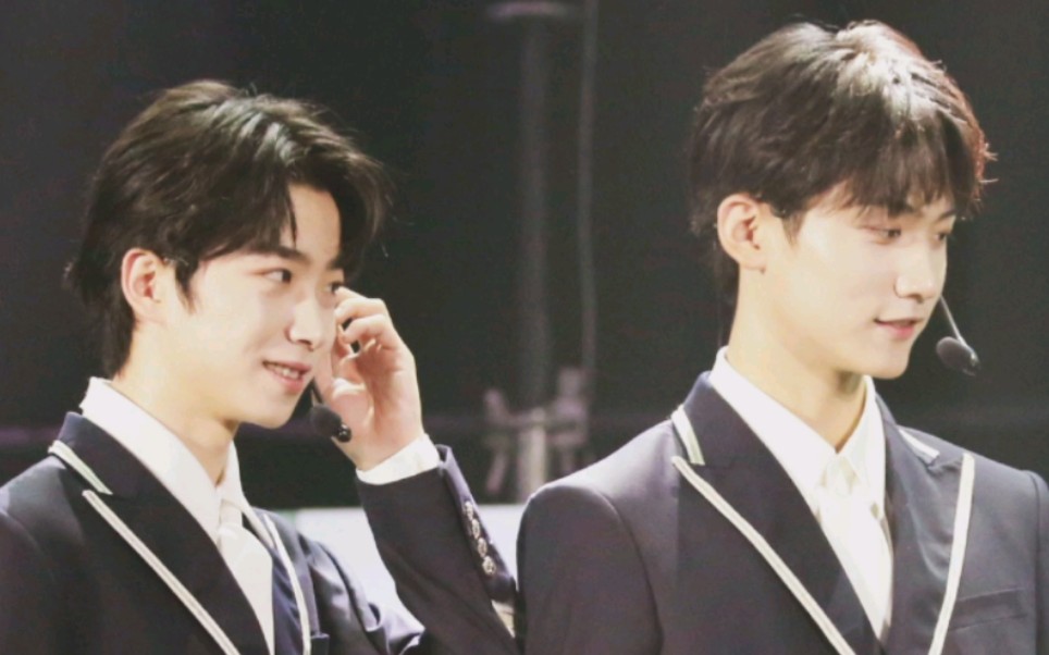 【元周率】张嘉元x周柯宇||cp向"一起走花路吧"_哔哩哔哩 (゜-゜)つロ