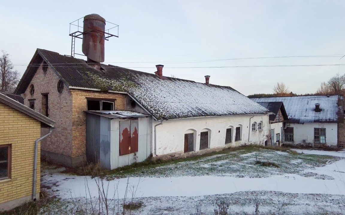 [云旅行]咯吱咯吱踩雪白噪音 瑞典空寂老城瓦特霍尔马第一视角沉浸式云漫步 1080p超清北欧风情 桌上风景 欧式村庄 解压 静心 工作 生活 背景音 bgm哔哩...