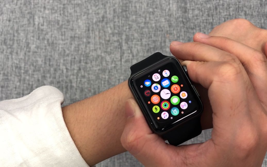 1999元的苹果手表3开箱,拿来拍照的那一刻,这真的是手表?