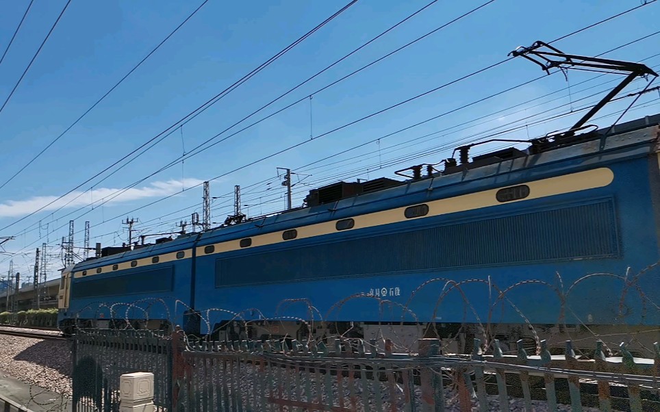 【京局石段ss4g-0405】牵引混合货列下行通过石德线石家庄谈固北大街