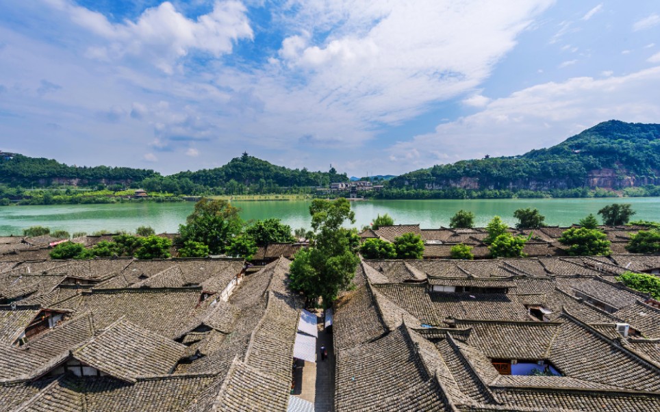 [图]遍地商业化的阆中古城怎么玩，喝杯功夫茶，听我慢慢讲