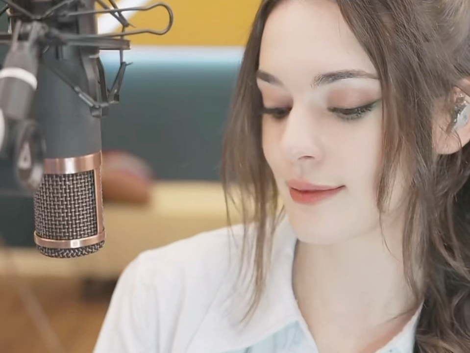 【唐伯虎annie直播】《传奇》