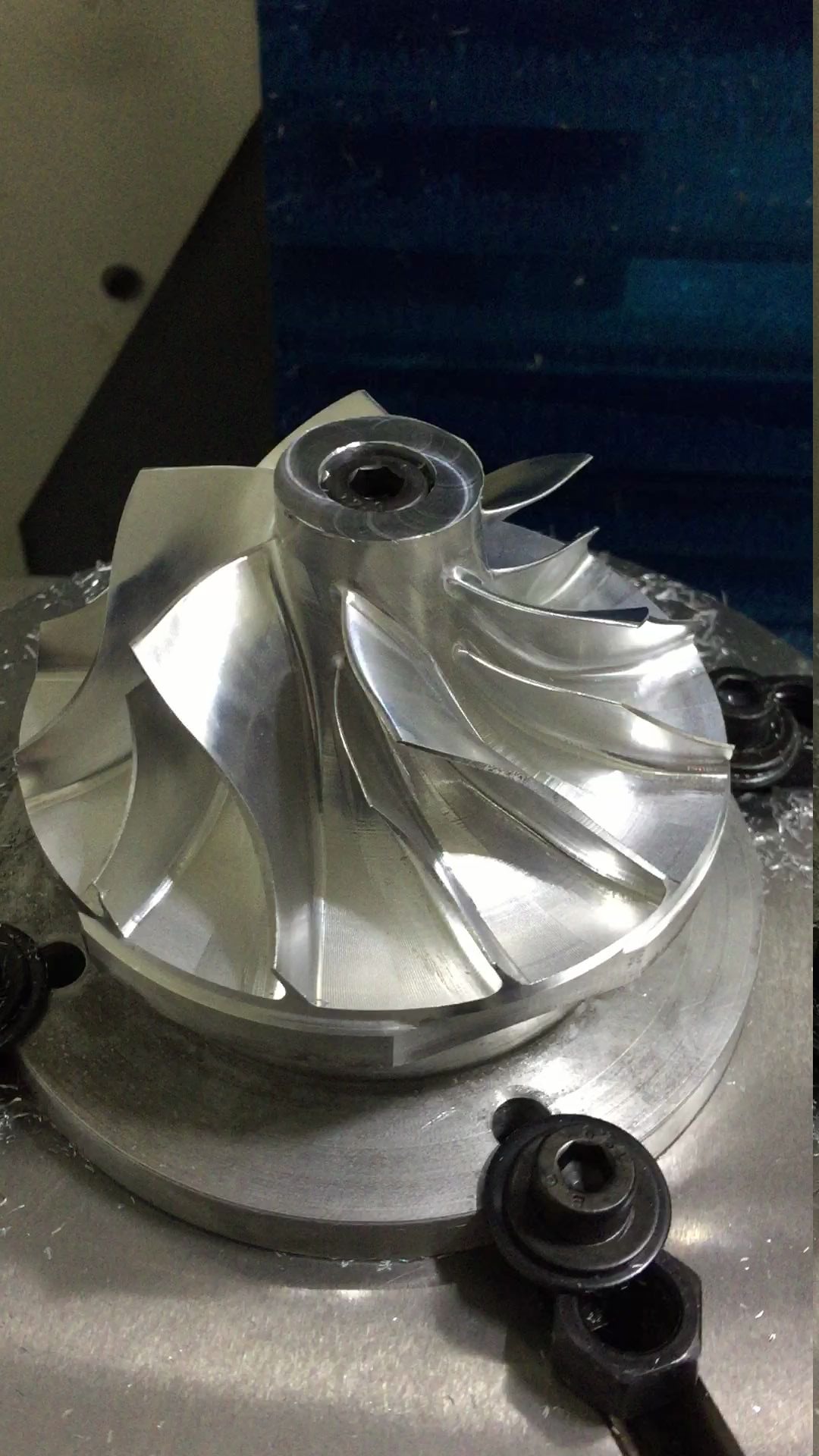 五轴联动叶轮加工结果_哔哩哔哩 (゜-゜)つロ 干杯~-bilibili