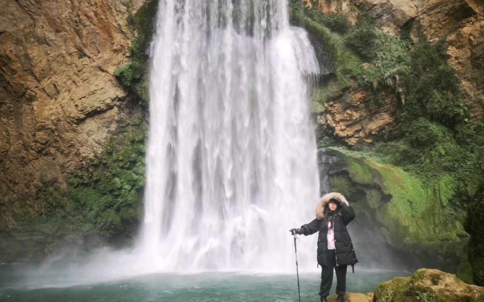 [图]羊皮洞徒步，陡峭湿滑的山壁险路且行且小心，不过原生态的秘境值得辛苦探寻