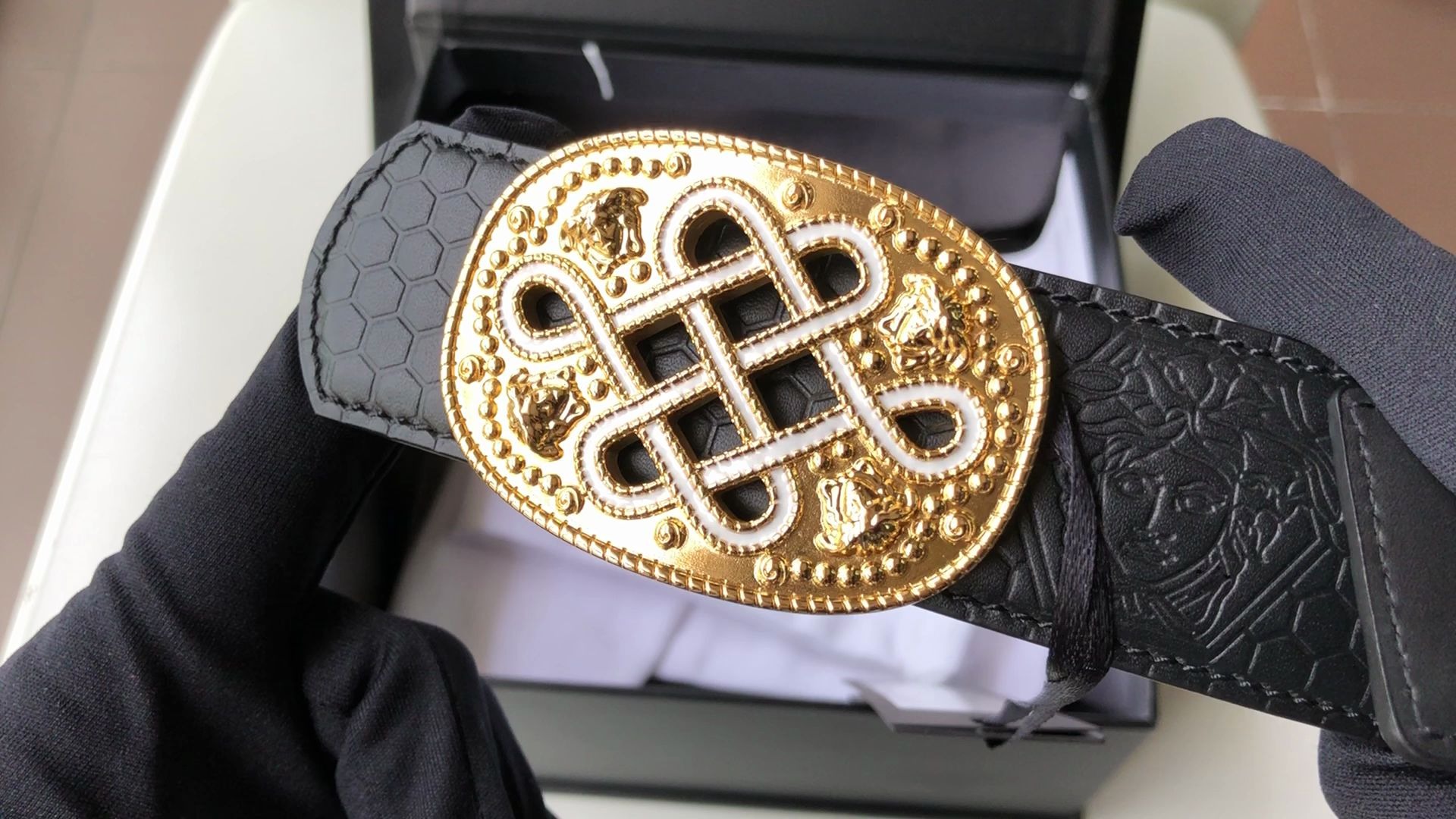 versace范思哲男士真皮腰带人头美杜莎皮带评测