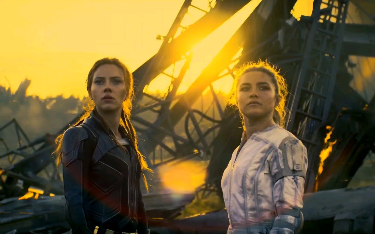 二代黑寡妇叶莲娜了解了姐姐娜塔莎死亡真相与鹰眼解除误会