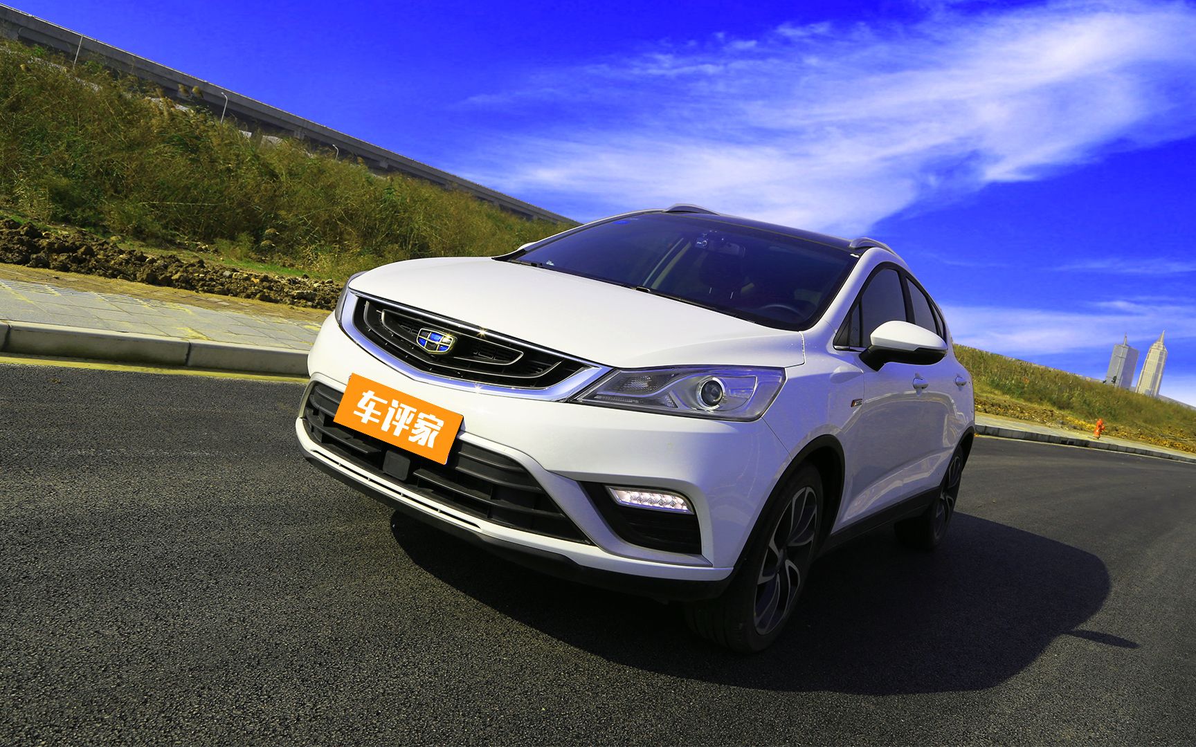 试驾吉利帝豪gs,耿直boy怀疑驴小编收黑钱!