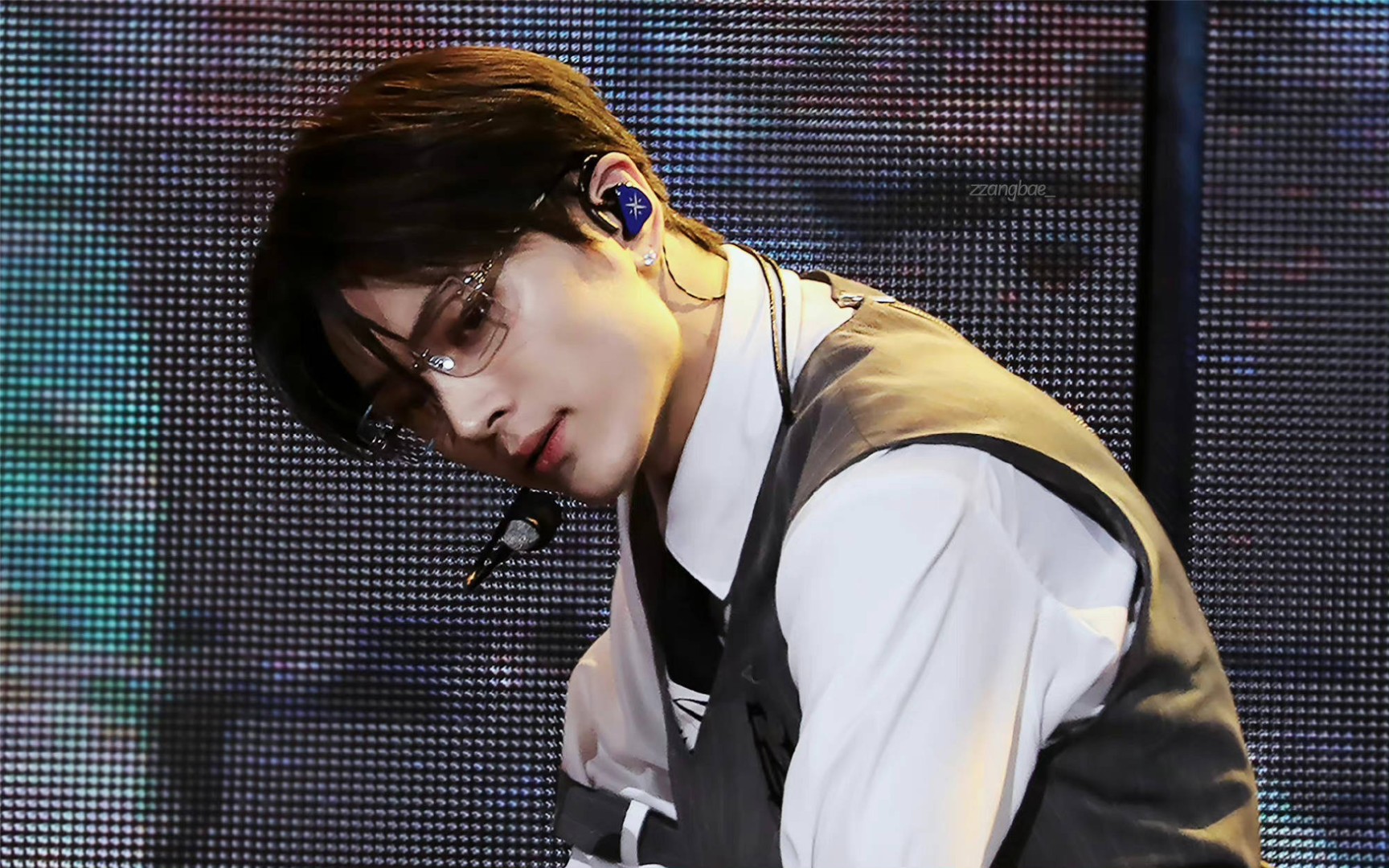 enhypen朴综星 综咪,请把眼镜焊在脸上