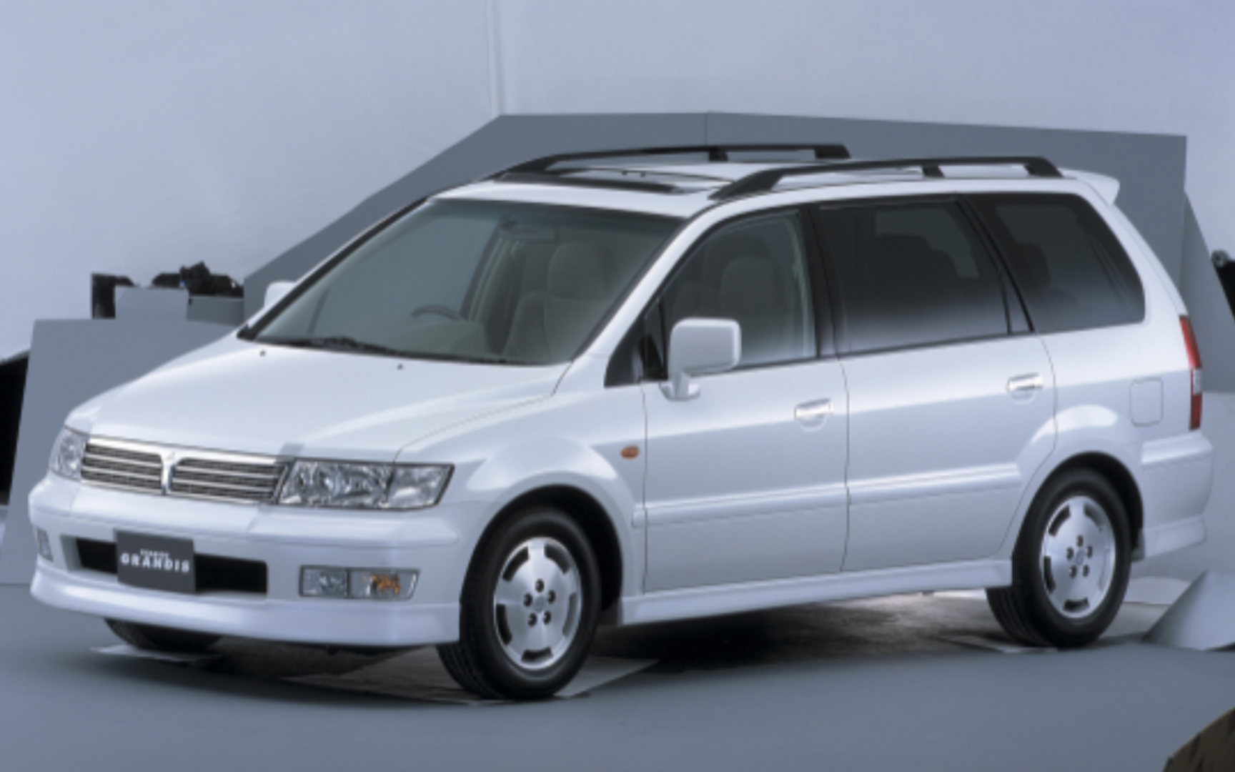 1998年三菱chariot grandis gdi广告(音乐会篇,饭岛直子代言)