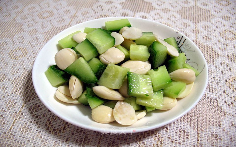 杏仁拌黄瓜——凉菜素菜家常菜,老少皆宜人人爱150