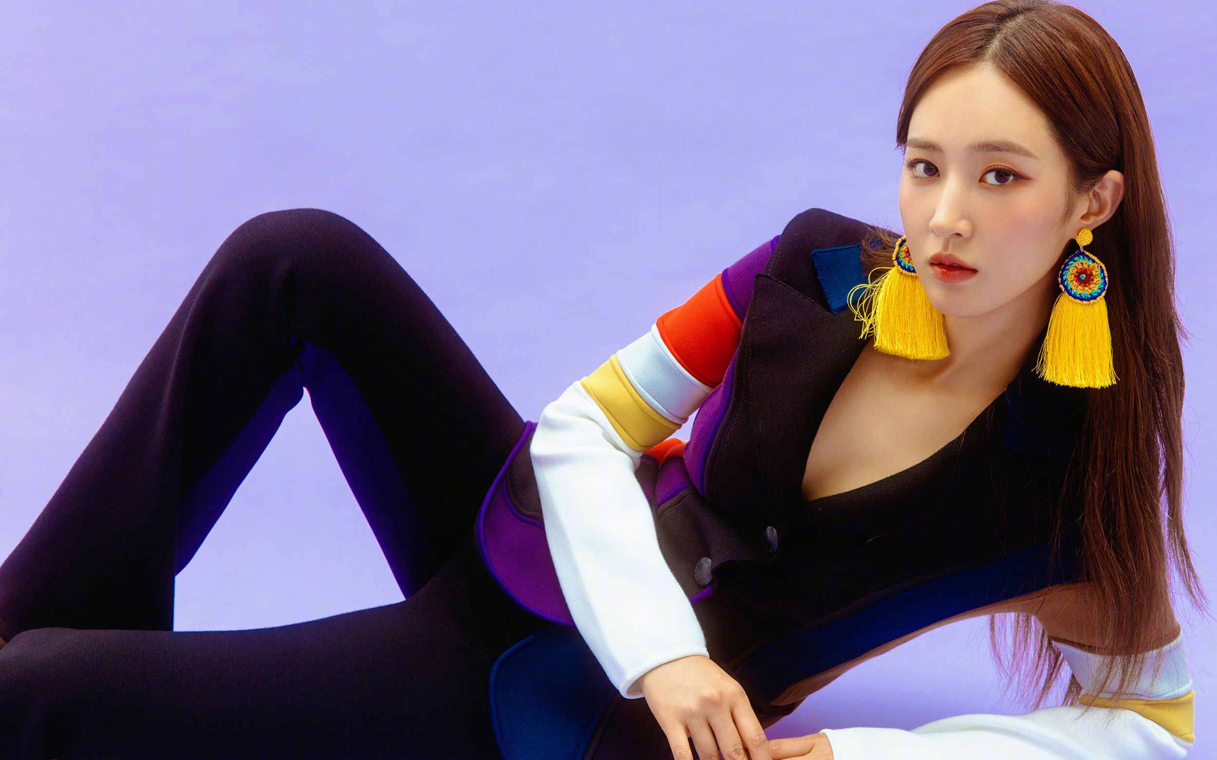 【yuri/权俞利】《into you》"一键换装"/舞台混剪 - 初solo的欧尼太