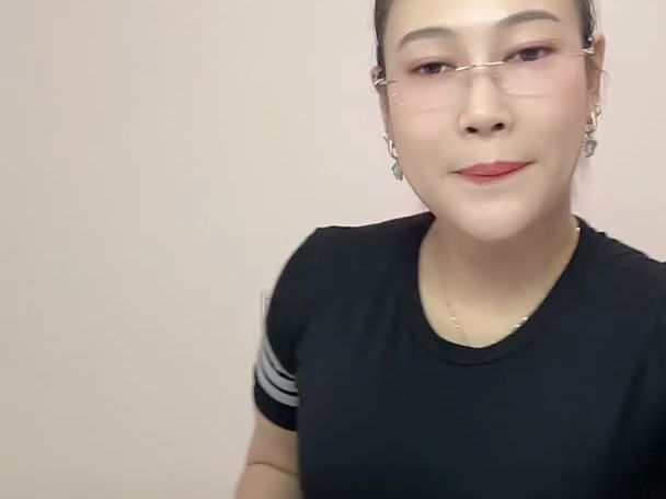 脱口秀大会 东北 女的图片