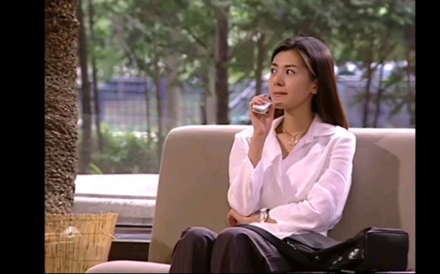 人鱼小姐第一次取材朱旺带雅俐瑛参观报社
