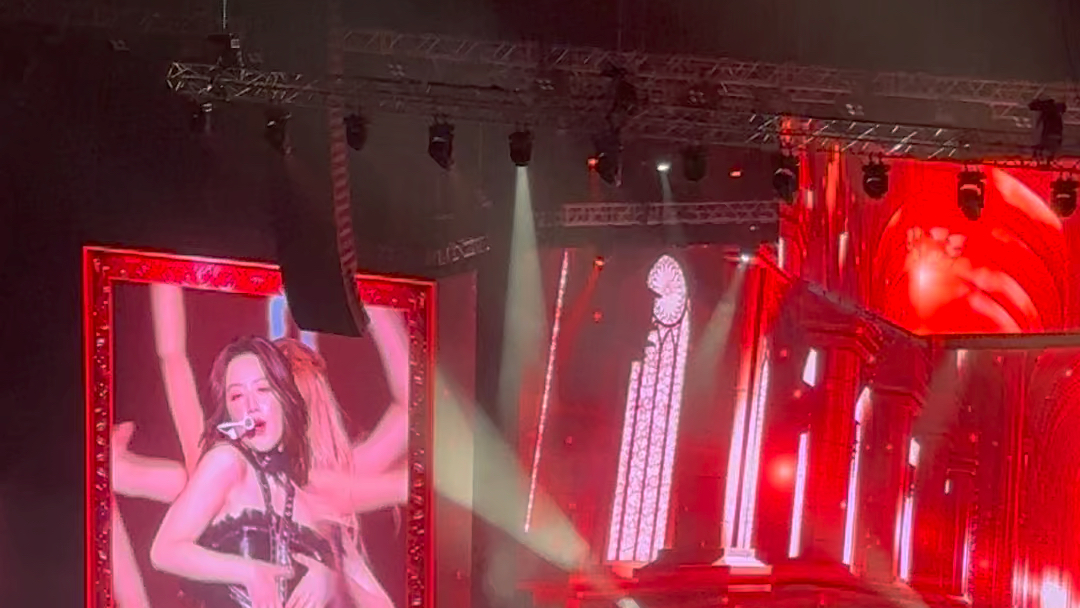 play with me, i wont hurt you baby ~10.13女娃澳门lucid 我爱!