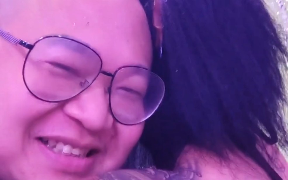 常熟阿诺最开心的一天,被女粉丝疯狂非礼