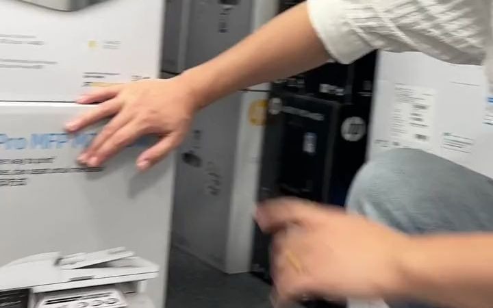 140_惠普227fdw激光打印机 支持打印自动双面打印 带输稿器可多张同时