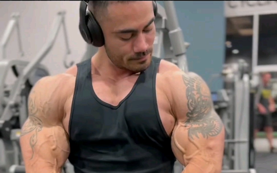 小杰瑞米胸部训练!