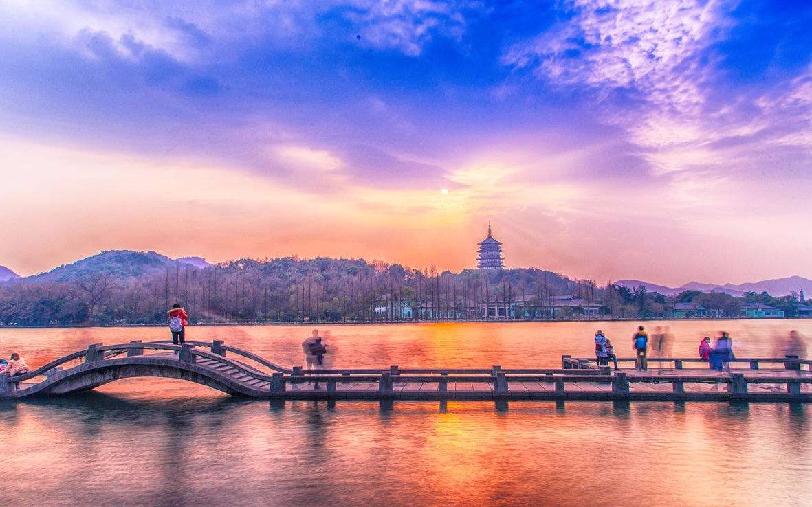 钱塘江畔西子湖边杭州