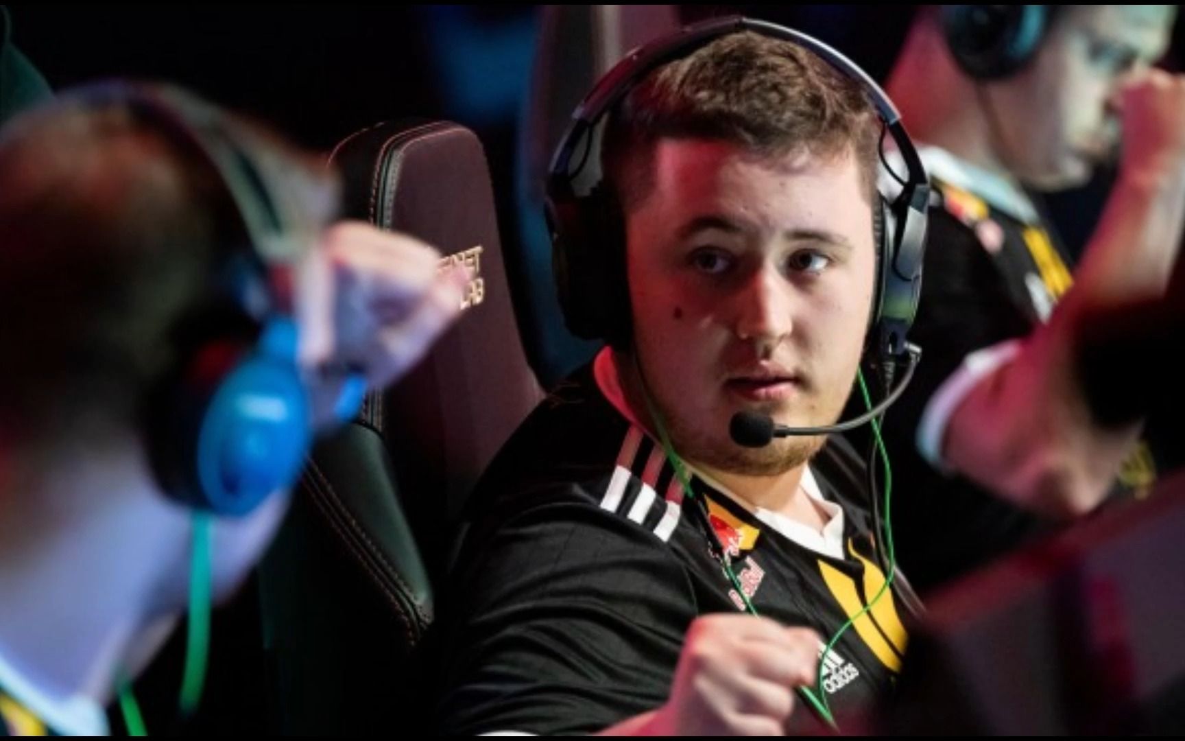 csgo faceit zywoo天梯对局小镇思路解析pov