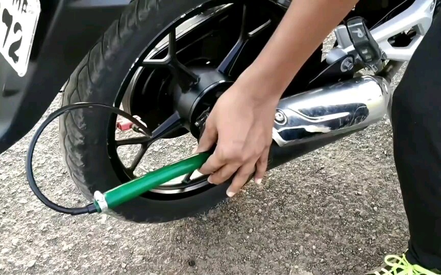 摩托车没气了怎么办?