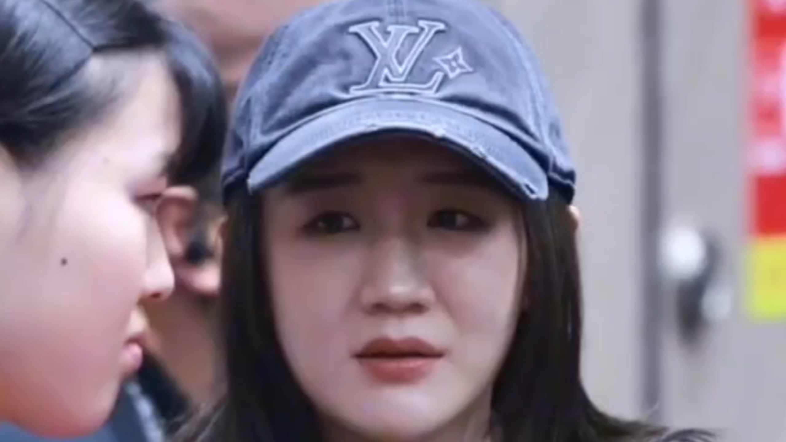 陈梦姜依依王艺迪