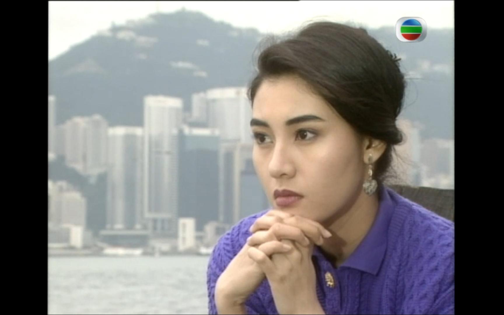 《原振侠》李嘉欣cut38-情敌见面分外尴尬,黄绢和蓝绫商场相遇,两人给