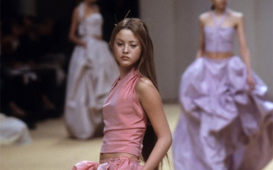 [图]袖珍超模—Devon Aoki 厌世脸鼻祖！！！