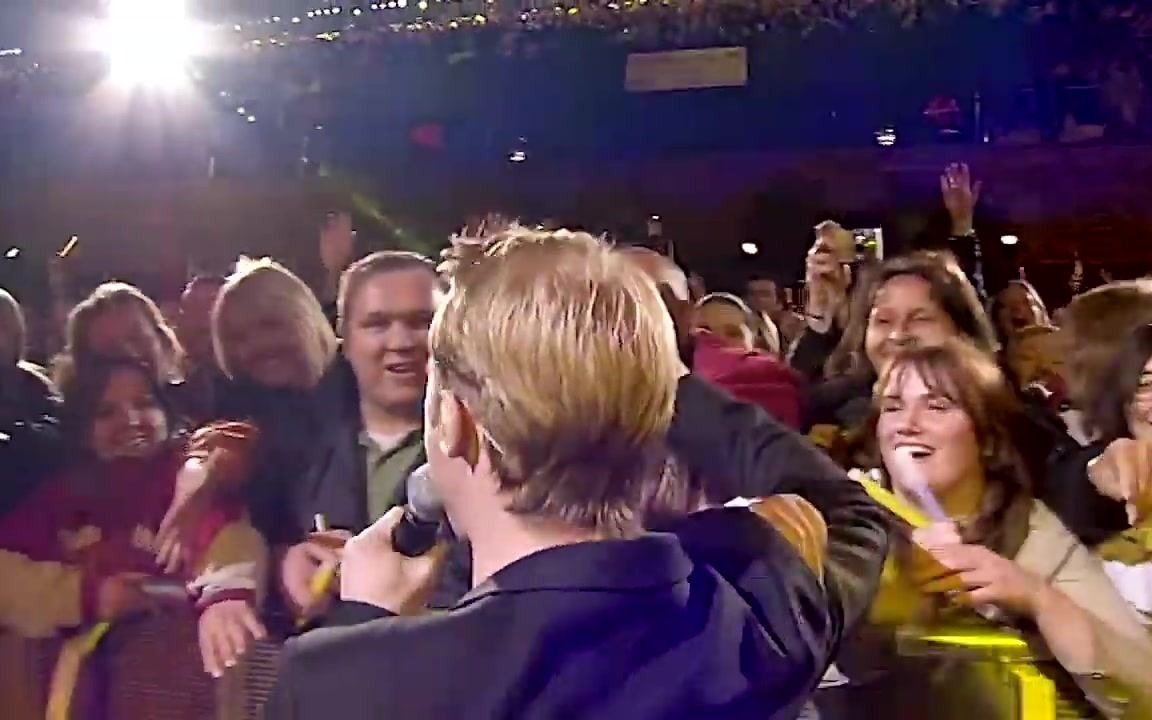 [图]Ronan Keating - Life Is A Rollercoaster (The Prince's Trust 30th Birthday 2006)