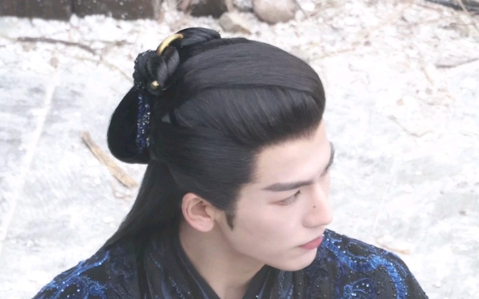 张凌赫公子羽 云之羽雪景