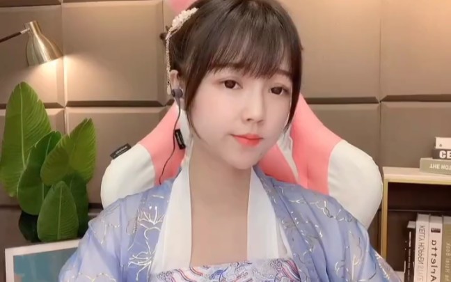 【饭思思】唱的【不谓侠】,听着歌看着你,简直美呆