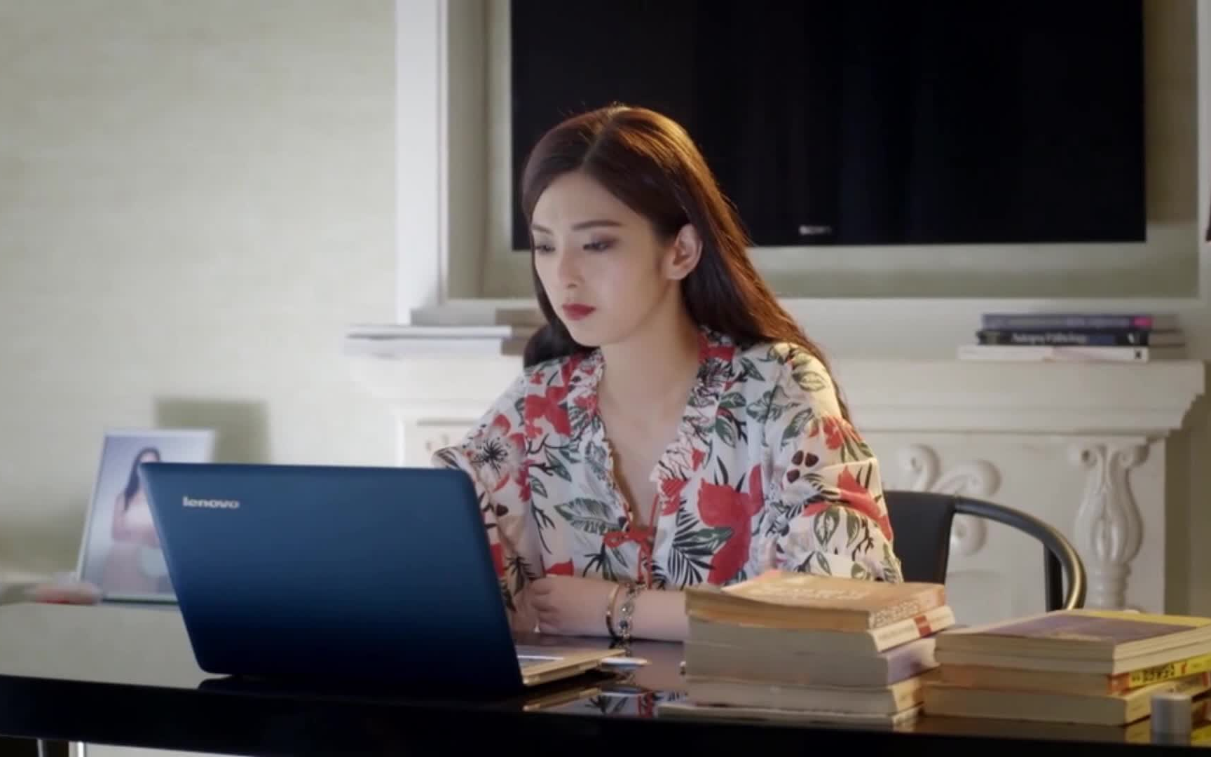 cut6女毒枭听歌触景生情伤心落泪