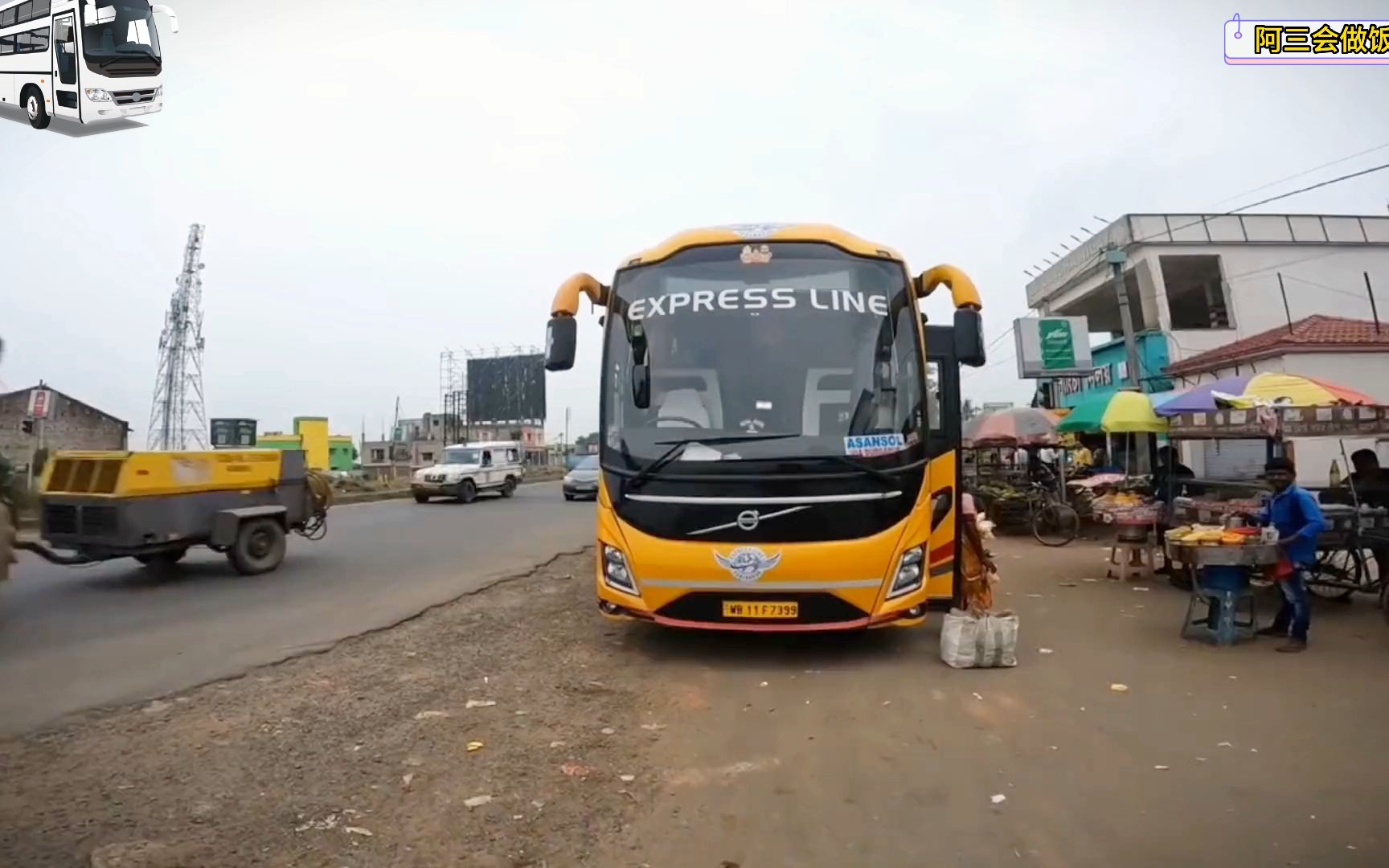 印度从来不踩刹车的大巴车飙车现场!