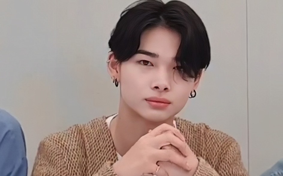 《enhypen西村力ni-ki》已被帅死,想犯罪啊啊啊啊啊