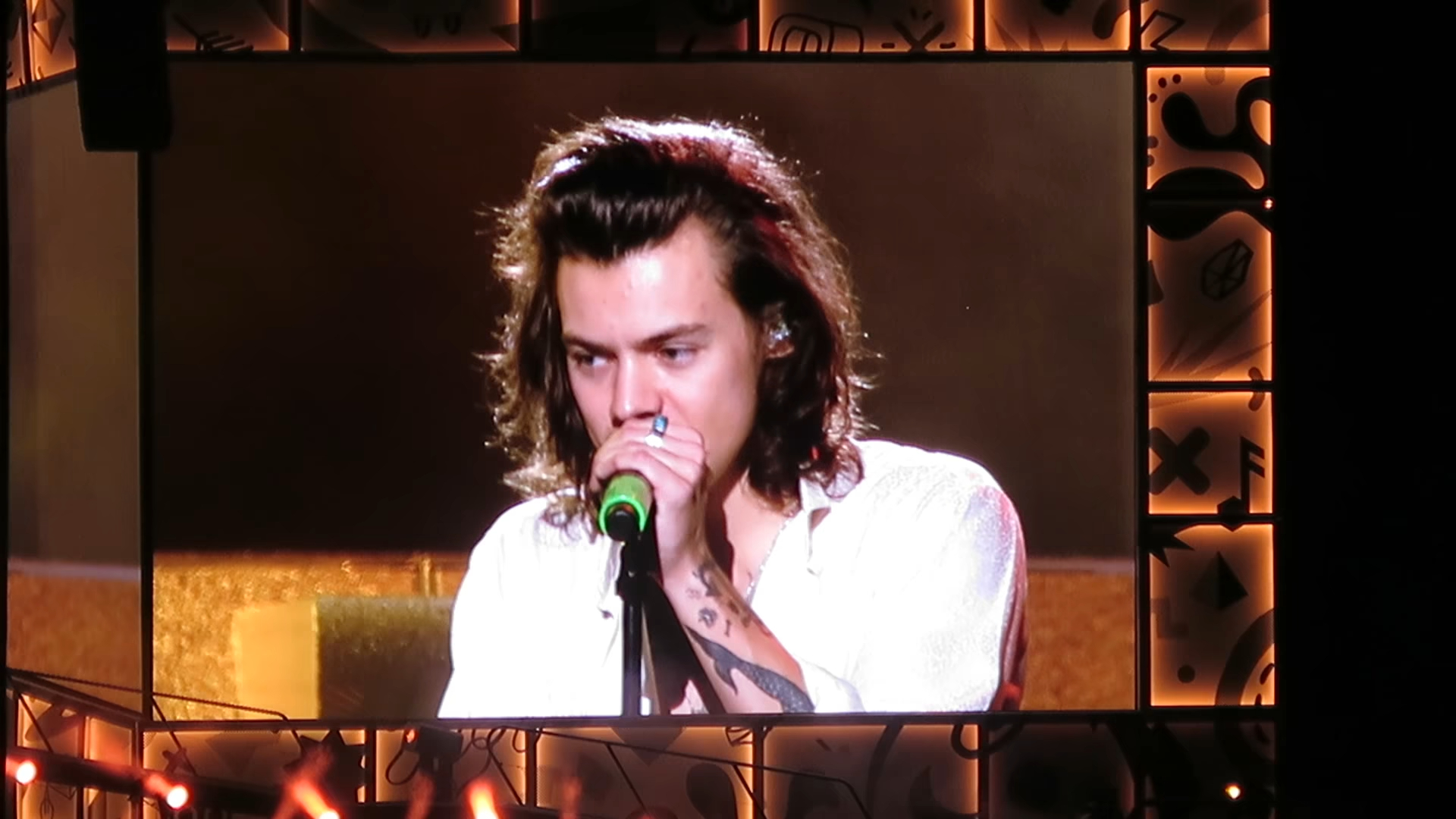 [图]【One Direction】Night Changes(OTRA Tour Japan 2015/3/1)