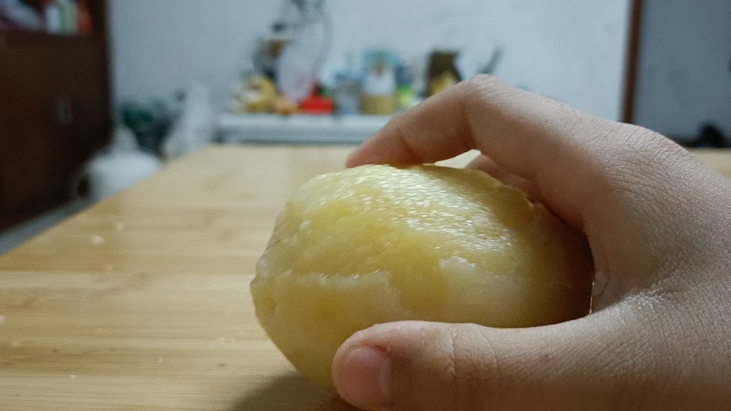 看了长津湖 冻了一下土豆 尝尝