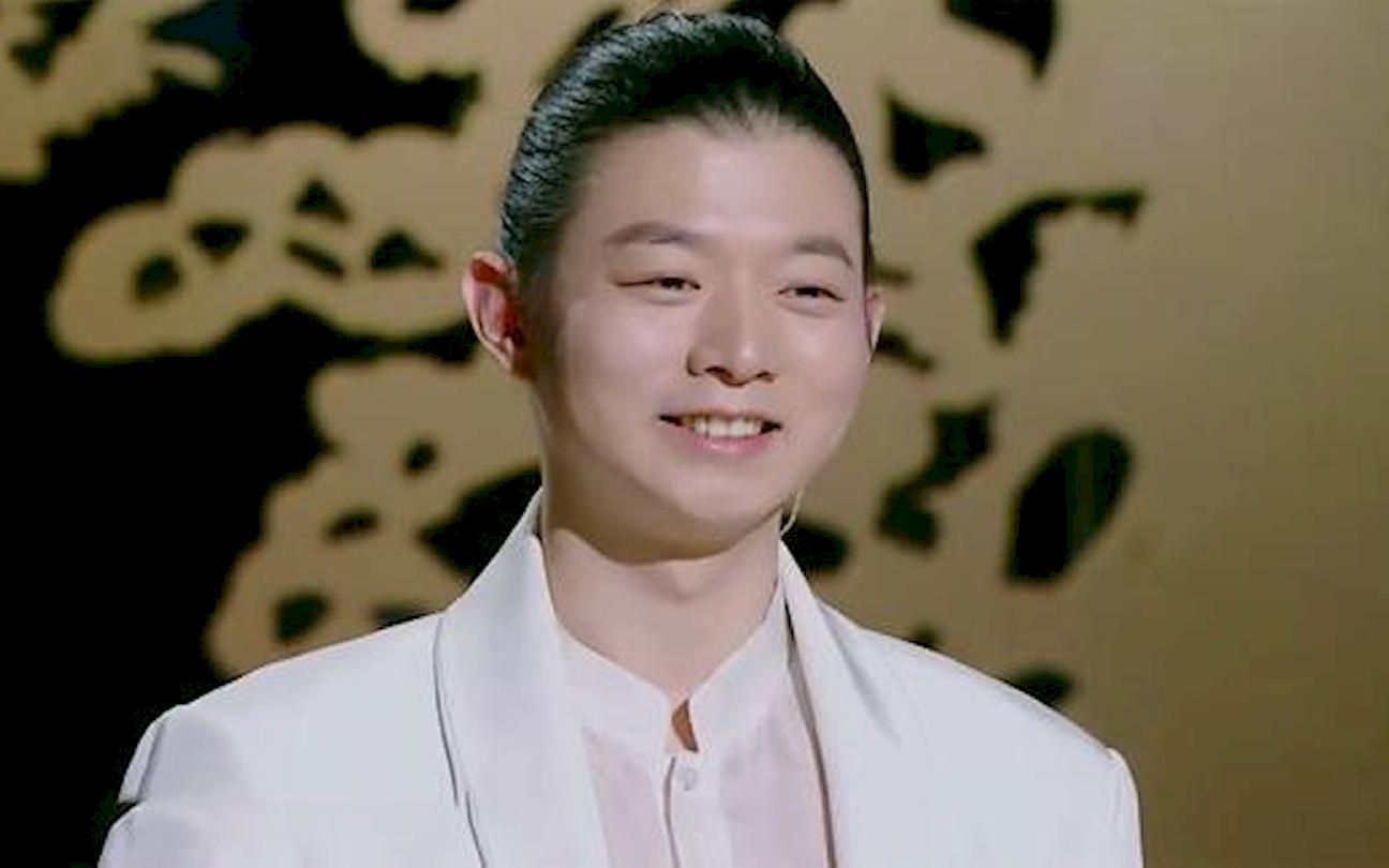 撒贝宁夸赞:听霍尊唱歌,有种仙乐飘飘的感觉!_哔哩哔哩_bilibili